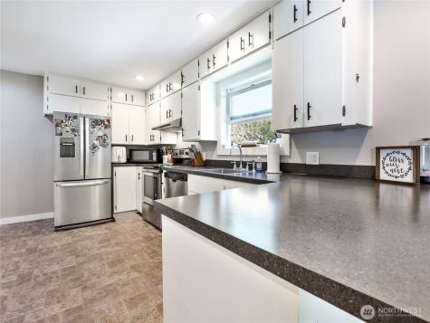 1909 Grove Street Marysville WA 98270