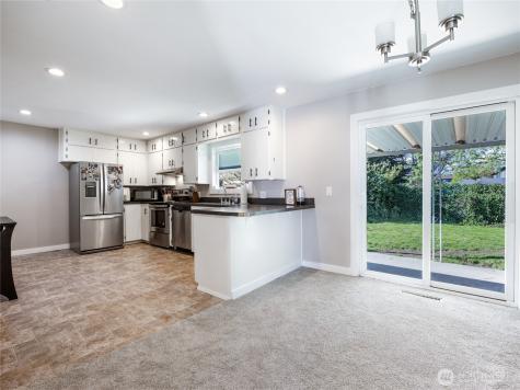 1909 Grove Street Marysville WA 98270
