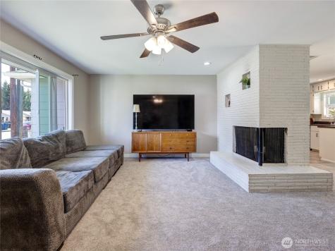 1909 Grove Street Marysville WA 98270