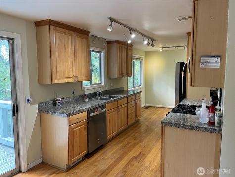 16603 SE 16th Street Bellevue WA 98008