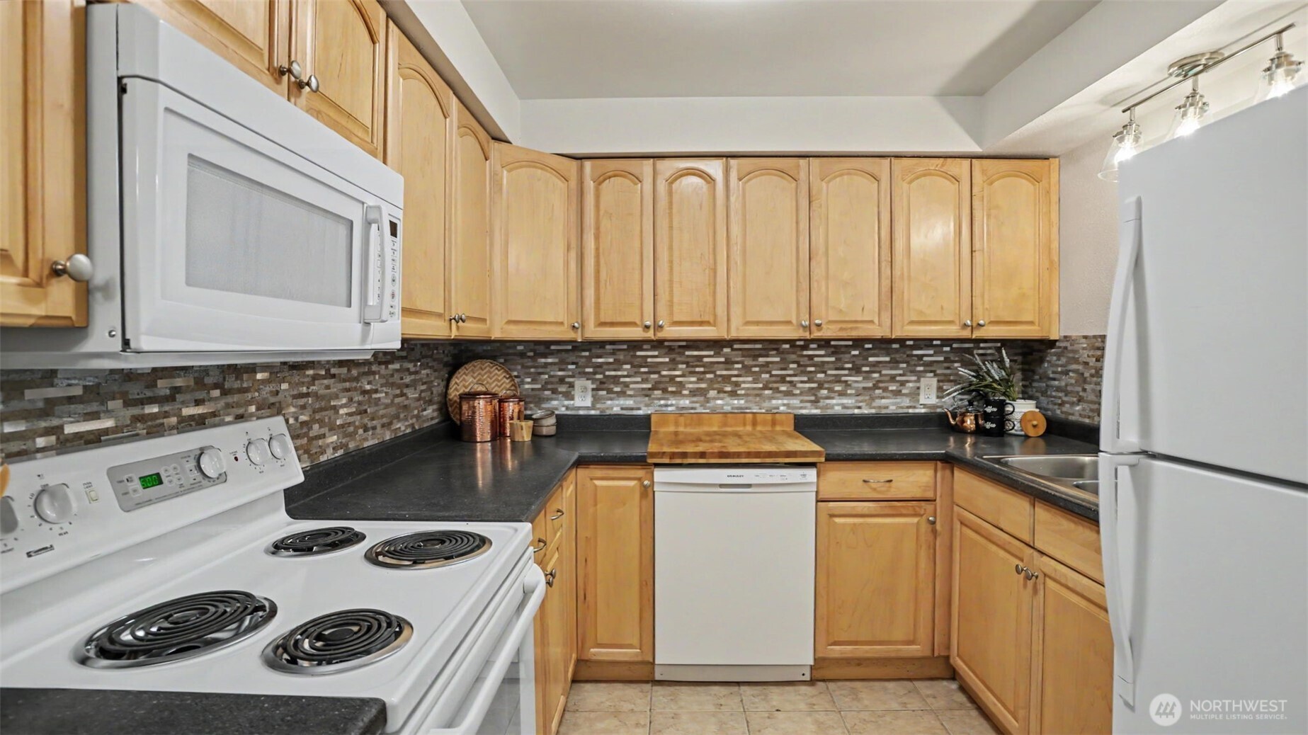 13920 10th Avenue E Tacoma WA 98445
