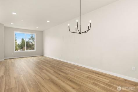 16823 Alder Way Lynnwood WA 98037