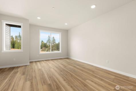 16823 Alder Way Lynnwood WA 98037