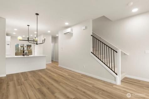 16823 Alder Way Lynnwood WA 98037