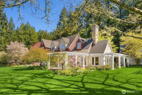 10565 Mandus Olson Road NE Bainbridge Island WA 98110