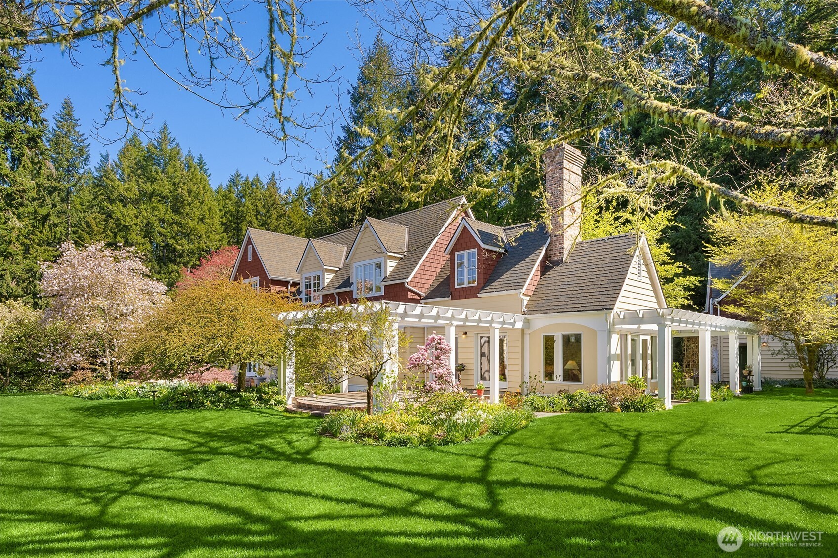 10565 Mandus Olson Road NE Bainbridge Island WA 98110