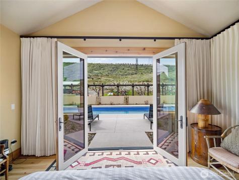 5814 Colockum Road Malaga WA 98828