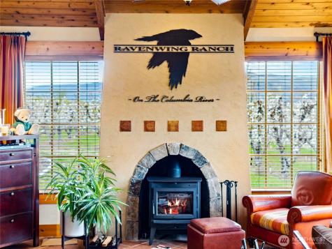 5814 Colockum Road Malaga WA 98828