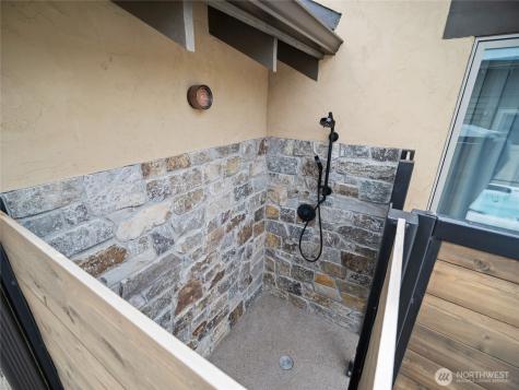 5814 Colockum Road Malaga WA 98828