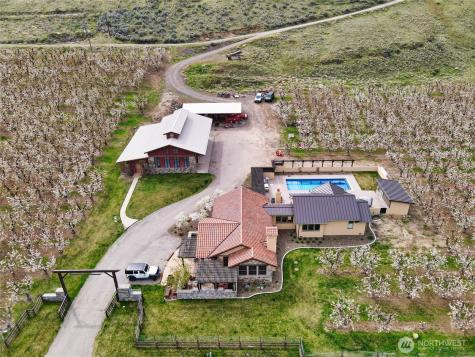 5814 Colockum Road Malaga WA 98828