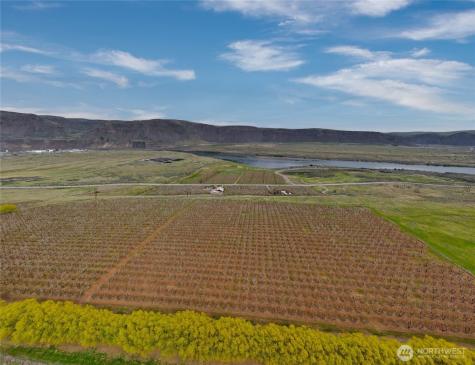 5814 Colockum Road Malaga WA 98828