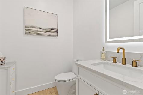 9741 NE White Horse Drive Kingston WA 98346