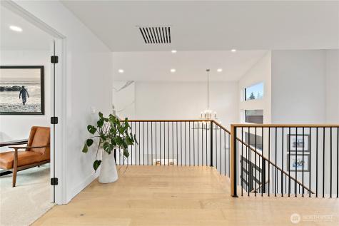 9741 NE White Horse Drive Kingston WA 98346