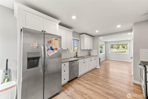 1782 S 44th Street Tacoma WA 98418