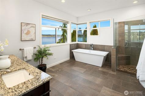 8418 Island Drive S Seattle WA 98118