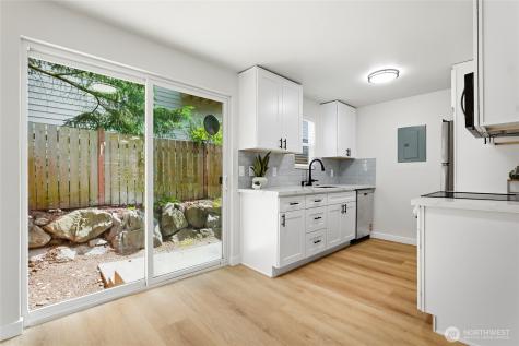 1220 N 137th Street Seattle WA 98133