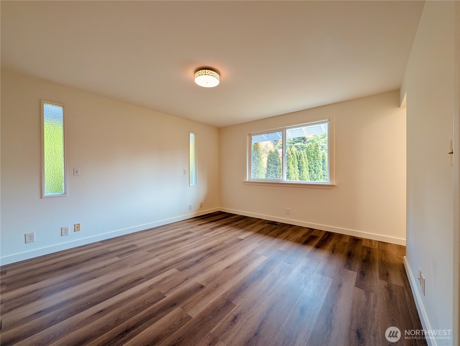 1135 147th Place NE Bellevue WA 98007