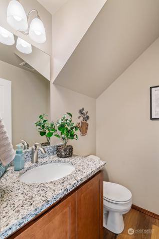 352 Hammond Lane Rock Island WA 98850