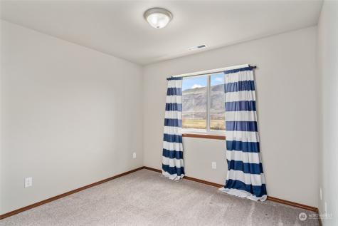 352 Hammond Lane Rock Island WA 98850