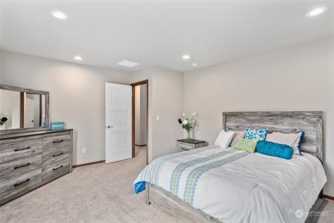 352 Hammond Lane Rock Island WA 98850