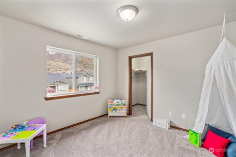 352 Hammond Lane Rock Island WA 98850