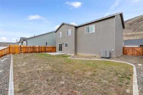 352 Hammond Lane Rock Island WA 98850