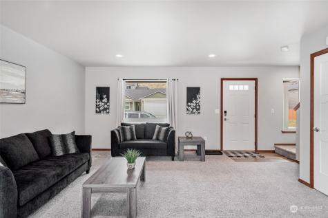 352 Hammond Lane Rock Island WA 98850