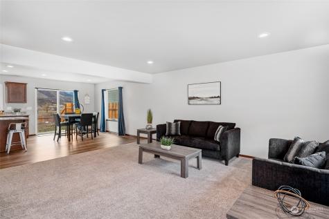 352 Hammond Lane Rock Island WA 98850