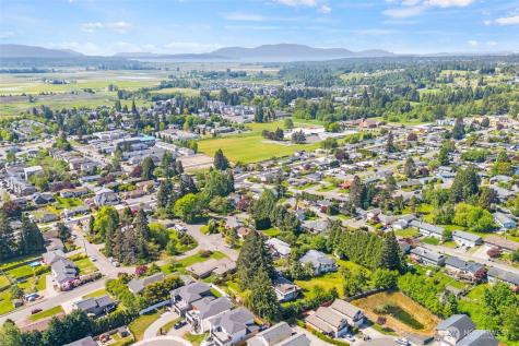 5860 Hawthorne Lane Ferndale WA 98248