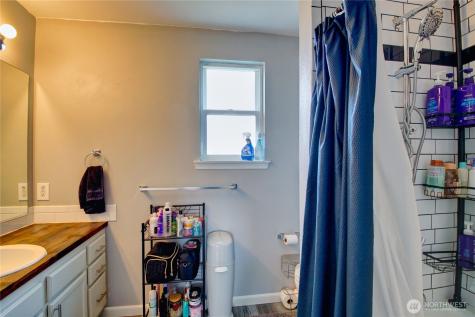 1812 N 30th Street Mount Vernon WA 98273