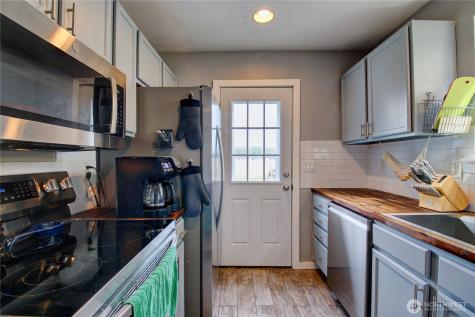 1812 N 30th Street Mount Vernon WA 98273