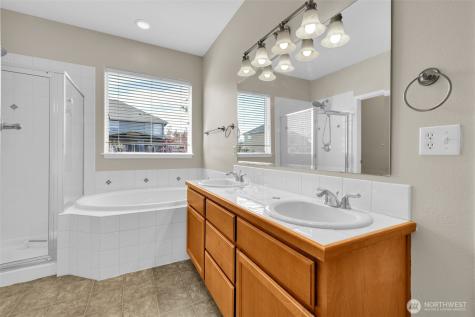 17102 134th Lane E Puyallup WA 98374
