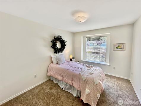3320 Woodside Court NE Olympia WA 98506
