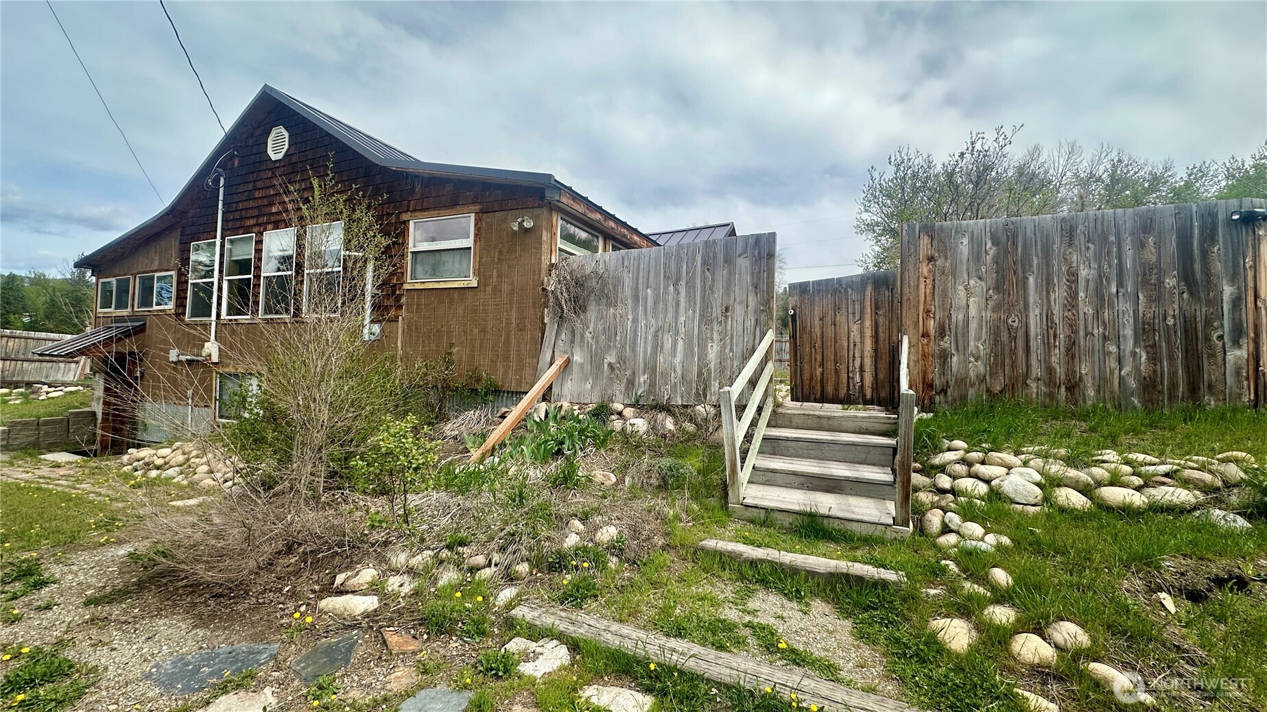400 Bluff Street Winthrop WA 98862