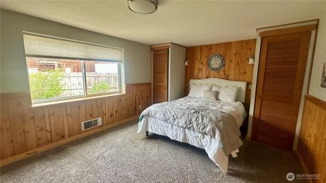 400 Bluff Street Winthrop WA 98862