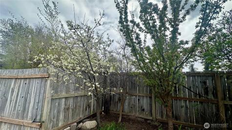 400 Bluff Street Winthrop WA 98862