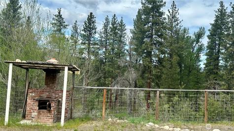 400 Bluff Street Winthrop WA 98862