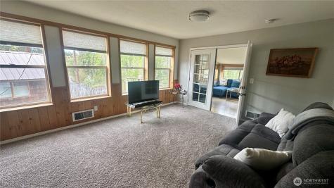 400 Bluff Street Winthrop WA 98862