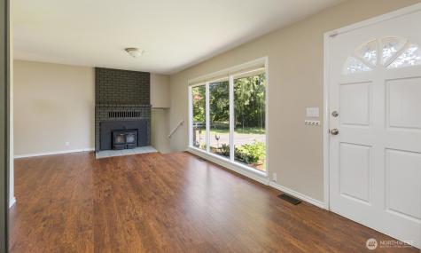14028 Serene Way Lynnwood WA 98087