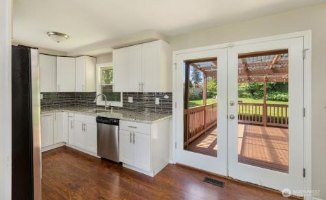 14028 Serene Way Lynnwood WA 98087