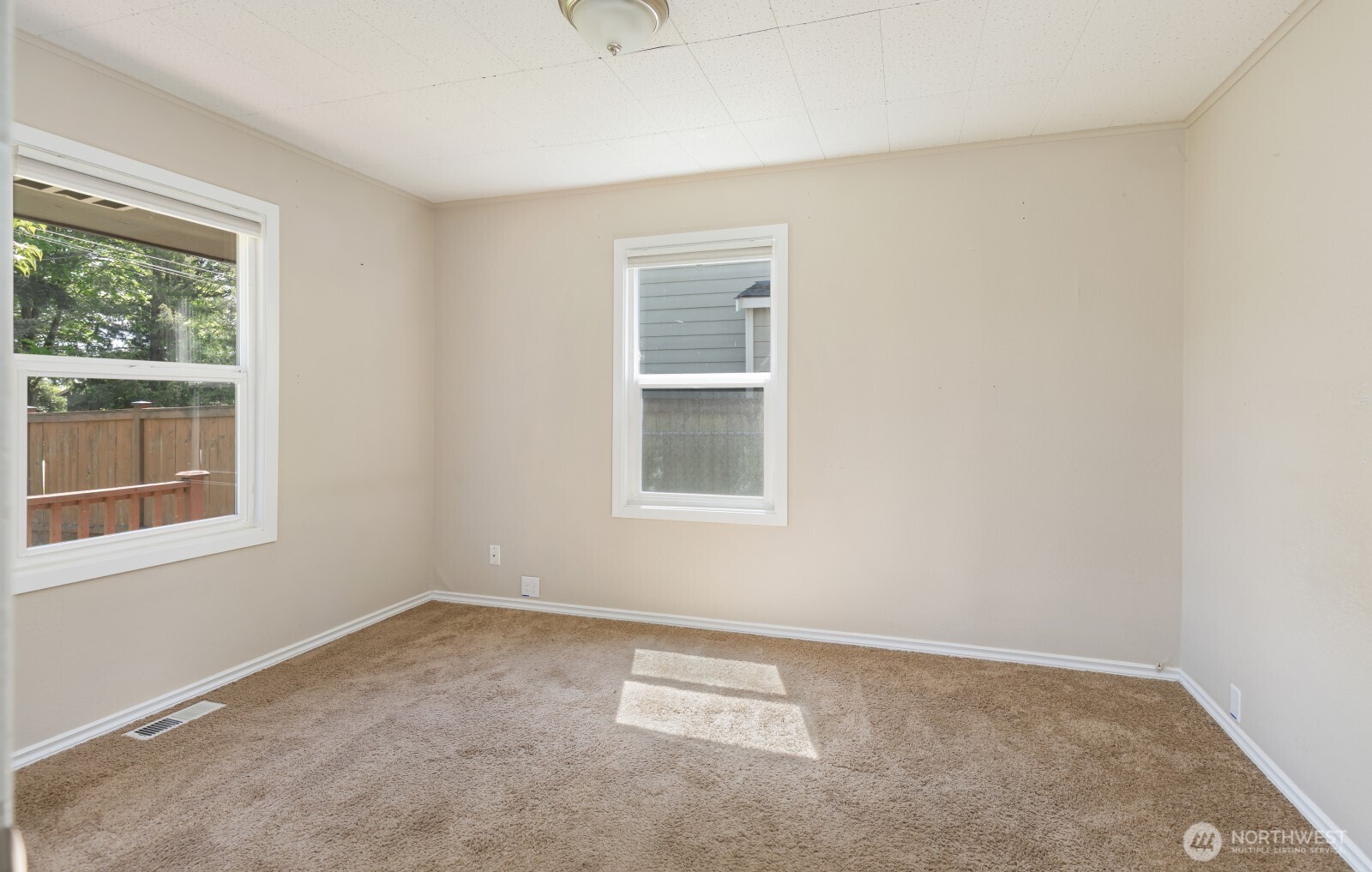 14028 Serene Way Lynnwood WA 98087