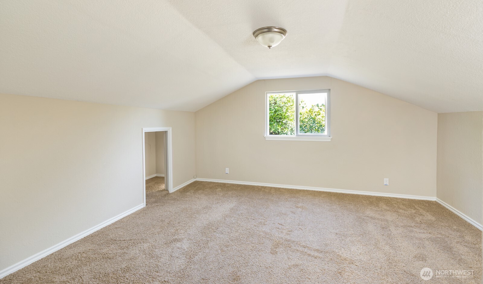 14028 Serene Way Lynnwood WA 98087