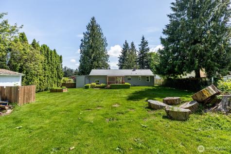 14028 Serene Way Lynnwood WA 98087