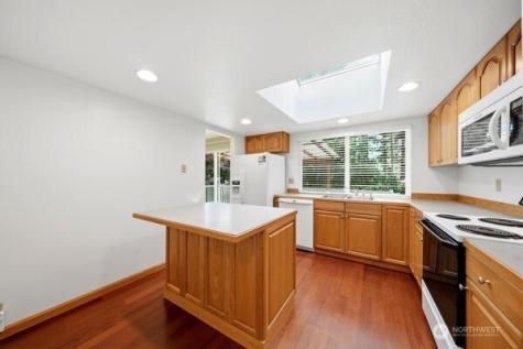9215 NE 178th Street Bothell WA 98011