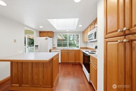 9215 NE 178th Street Bothell WA 98011