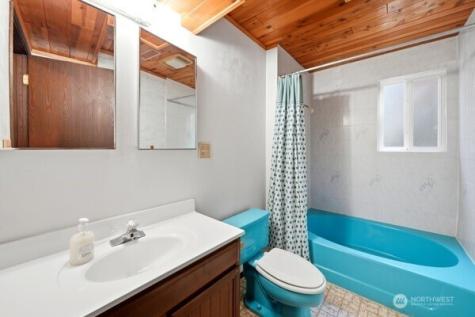 9215 NE 178th Street Bothell WA 98011