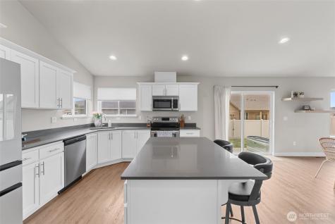 282 Emma Drive Wenatchee WA 98801