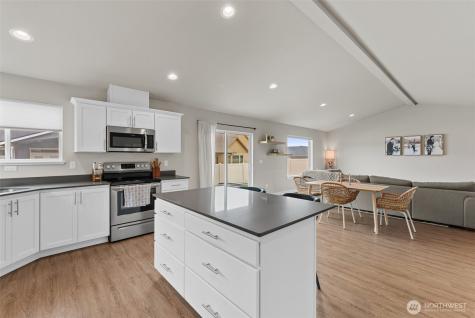 282 Emma Drive Wenatchee WA 98801
