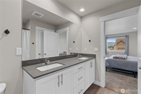 282 Emma Drive Wenatchee WA 98801