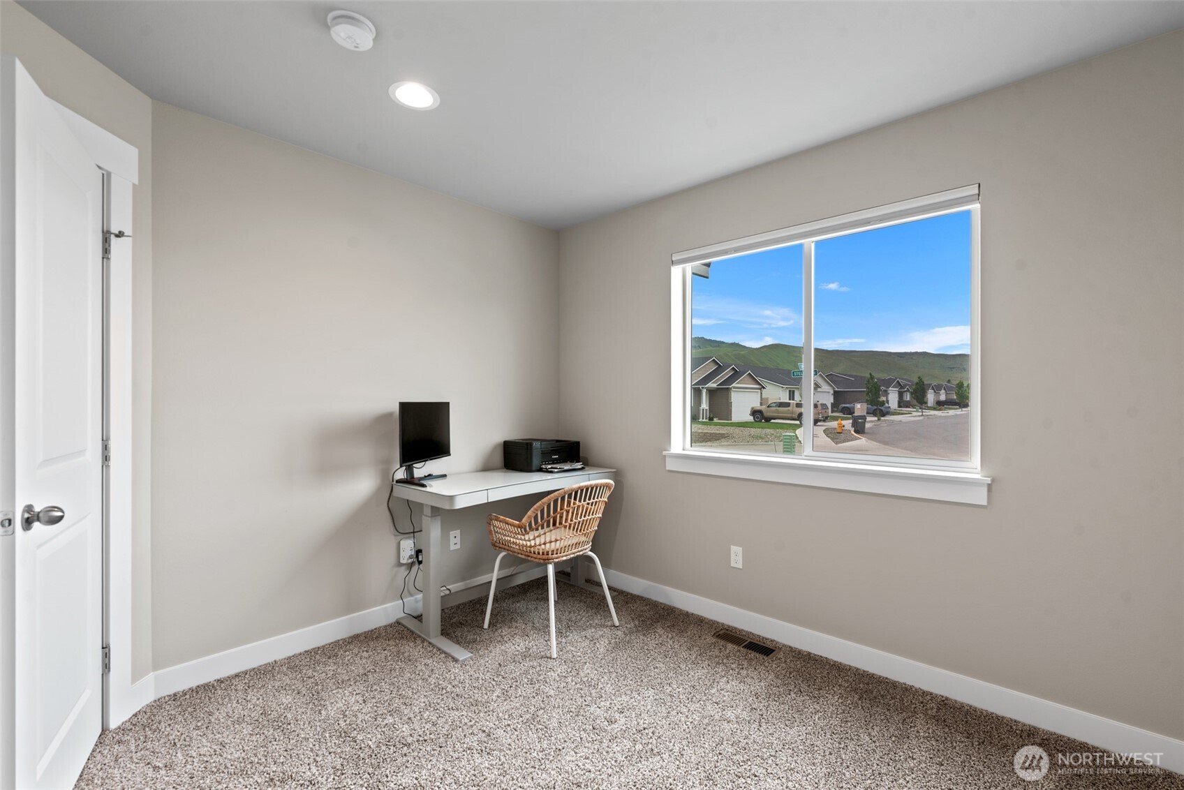 282 Emma Drive Wenatchee WA 98801